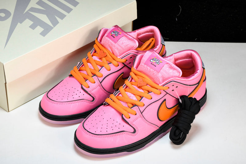 The Powerpuff Girls x Dunk Low Pro SB 'Blossom'